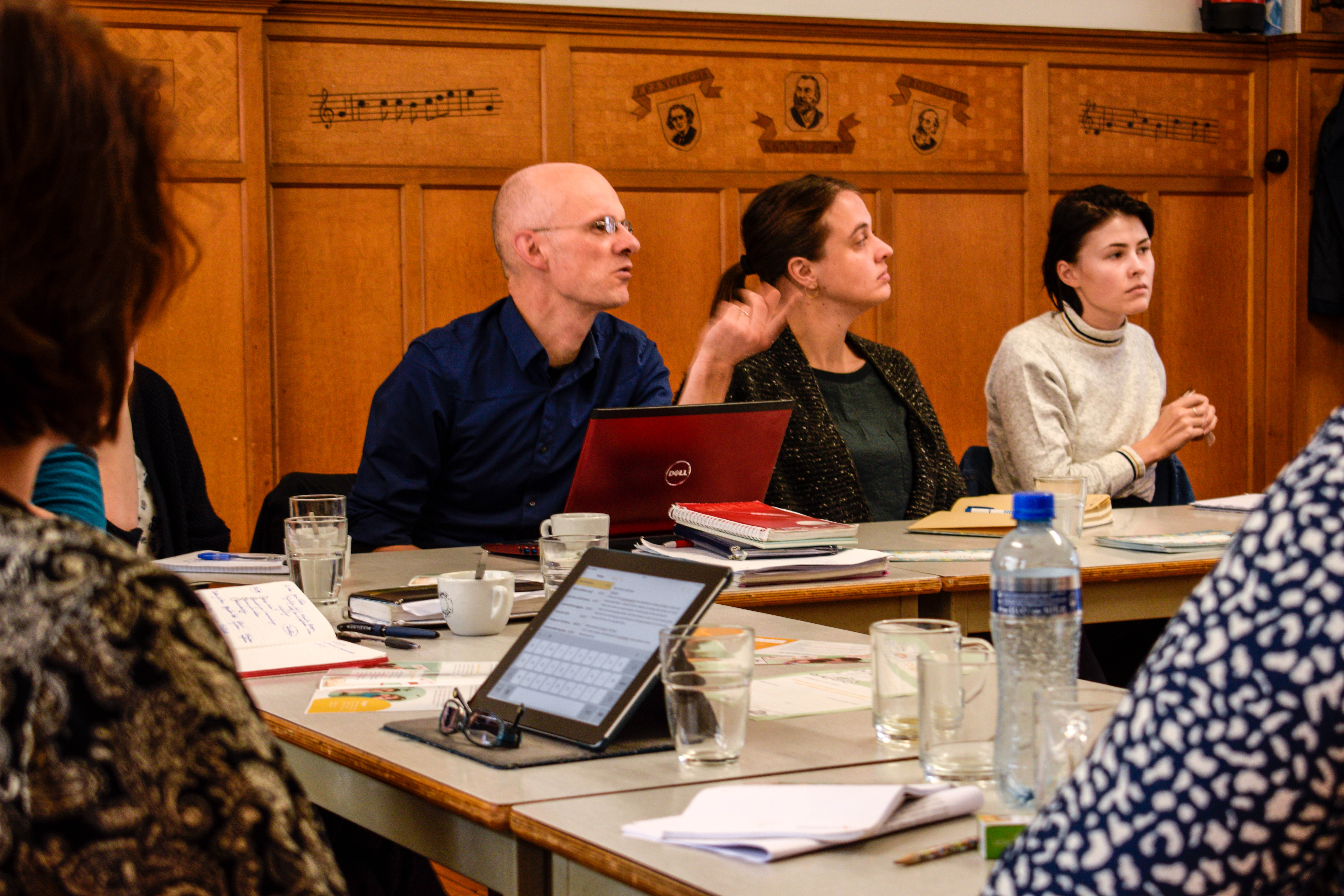 Voorlees-aan-huisinitiatieven komen samen in een lerend netwerk