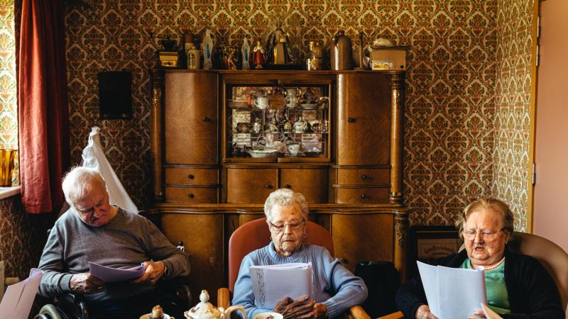 Praktijk in de kijker: Samen Lezen met mensen met dementie | Iedereen Leest