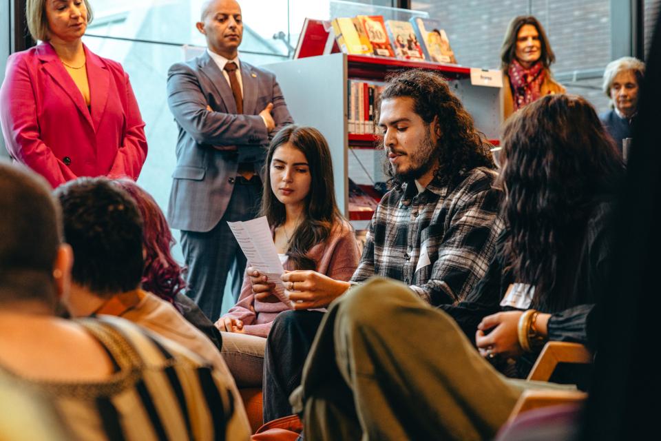 © Michiel Devijver en Iedereen Leest