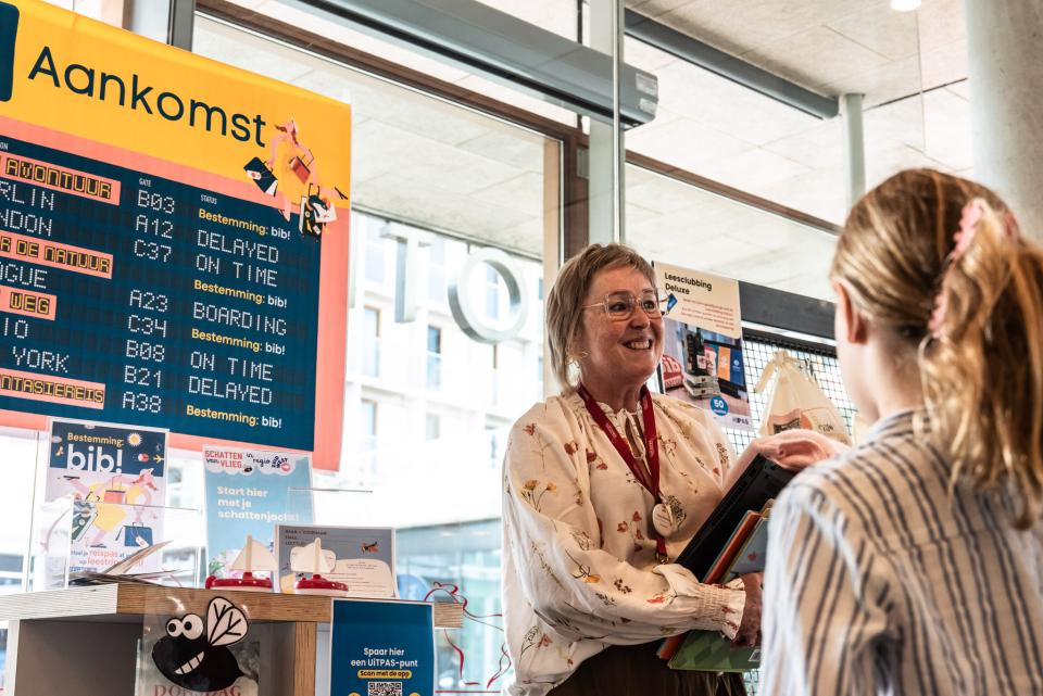 Bib Waregem - © Simon Bequoye en Iedereen Leest