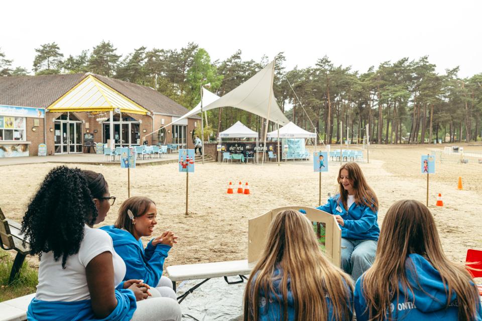 © Michiel Devijver en Iedereen Leest