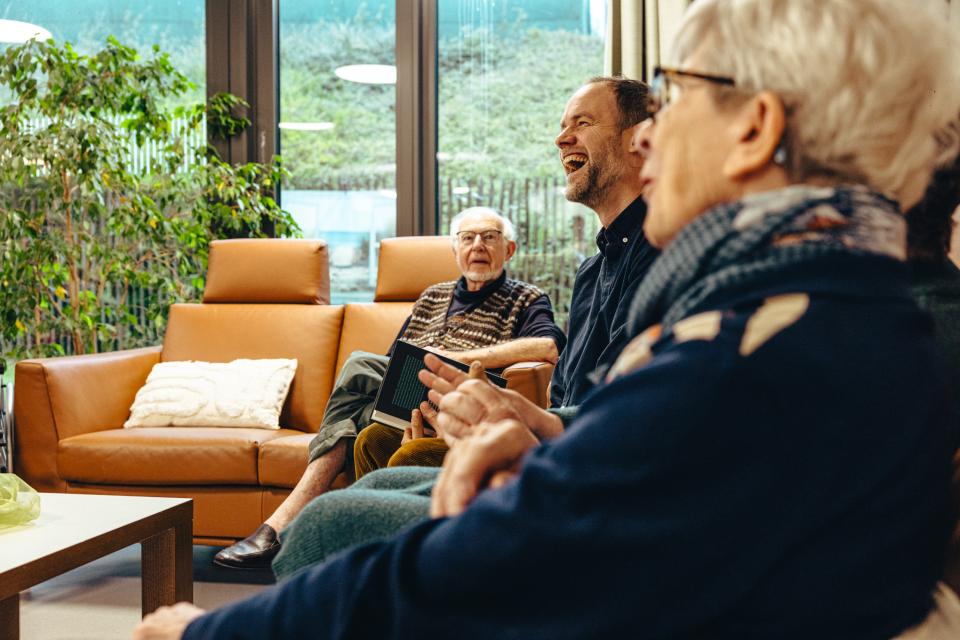 Wannes Cappelle in WZC De Zon - © Michiel Devijver en Iedereen Leest