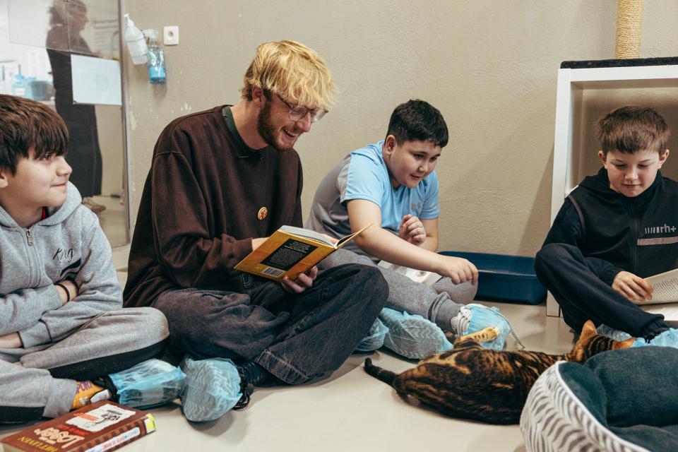 © Michiel Devijver en Iedereen Leest