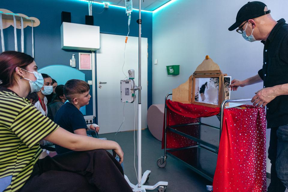 Jan De Kinder in ZAS Paola - © Michiel Devijver en Iedereen Leest