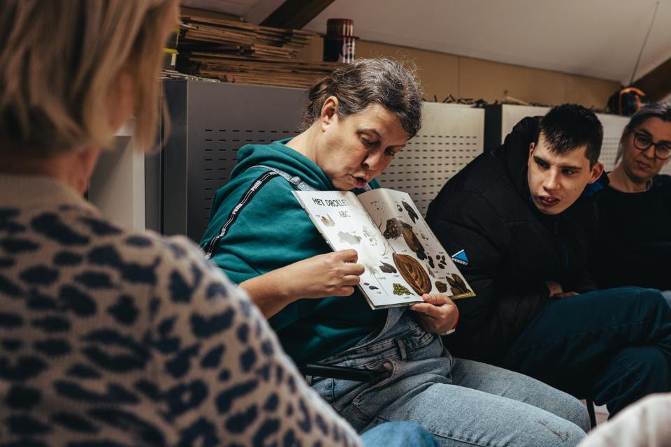 © Michiel Devijver en Iedereen Leest