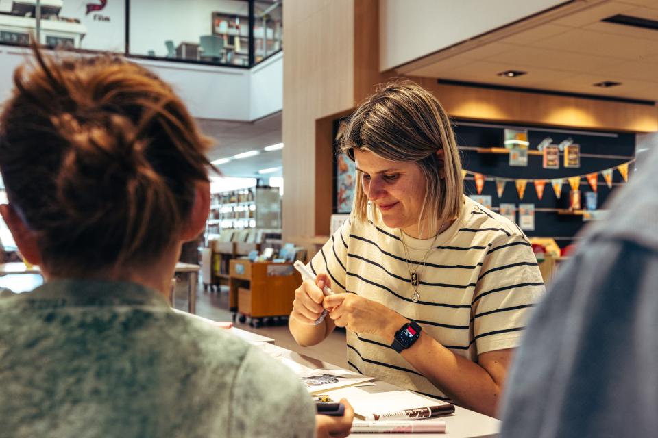 © Michiel Devijver en Iedereen Leest