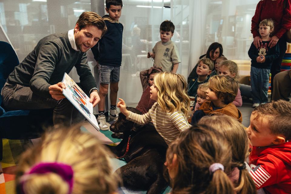 © Michiel Devijver en Iedereen Leest